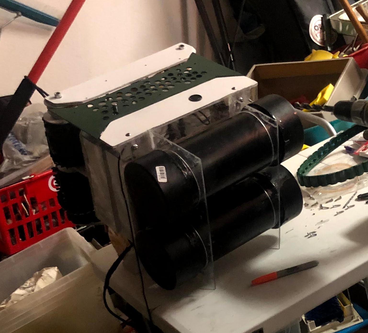 robot-with-side-panels